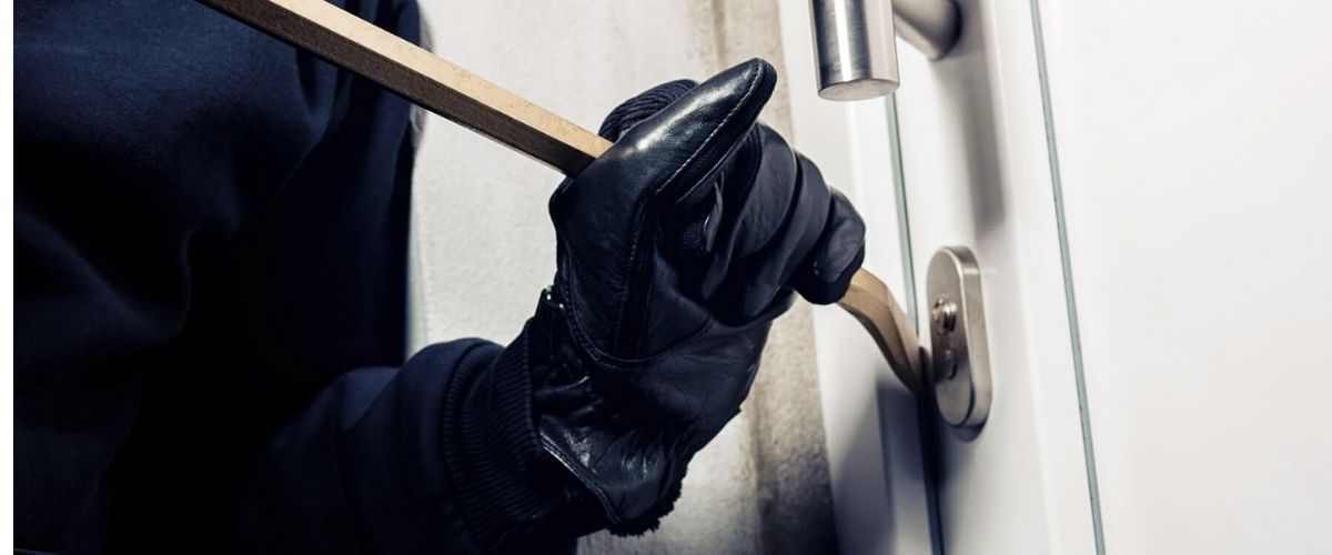 Keep Burglars Out Of Your Garage Following These Simple Tips!