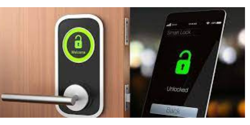 Traditional Electronic Locks vs. Smart Locks:  Choosing the Ideal One for You?